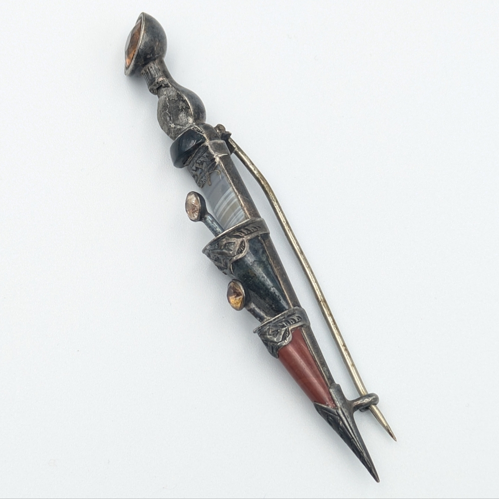 Antique Victorian 1800s Large Scottish Dirk agate citrine pin kilt brooch